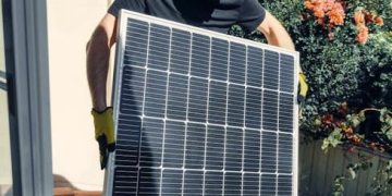 Are Solar Batteries a Game-Changer for Commercial Properties