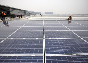 large-scale solar panel installation techniques