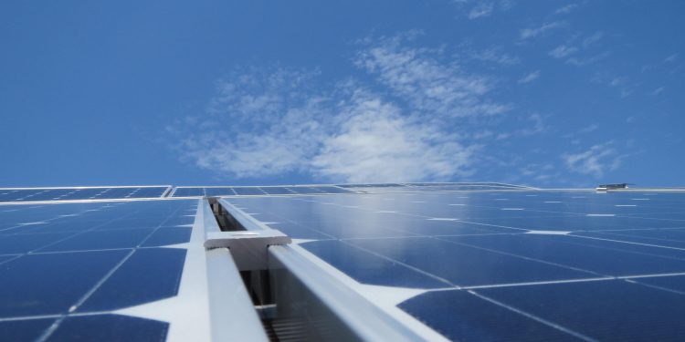 Commercial Solar vs. Traditional Energy: Which Wins in Cost Savings