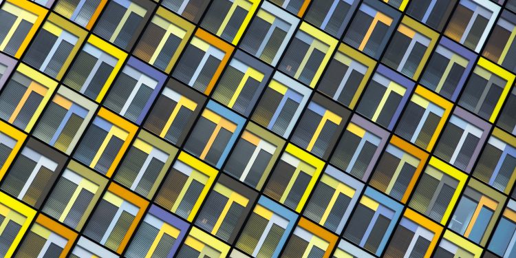 Key Challenges Facing Solar Manufacturers Worldwide