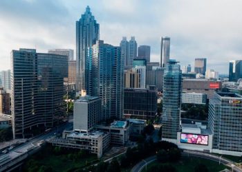 Will Solar-Powered Skyscrapers Become the Norm