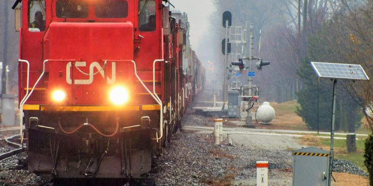 Are Solar Battery Costs Worth the Investment