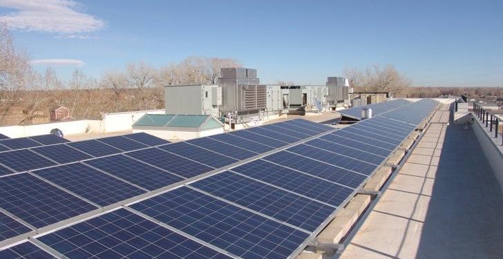 Should Thin-Film Solar Panels Replace Crystalline Silicon Ones