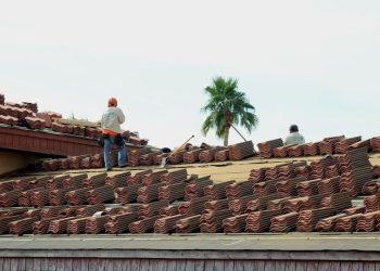 Real-Life Case Studies of Successful Commercial Solar Projects