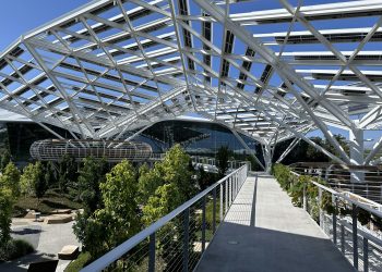 the role of big tech in advancing solar energy