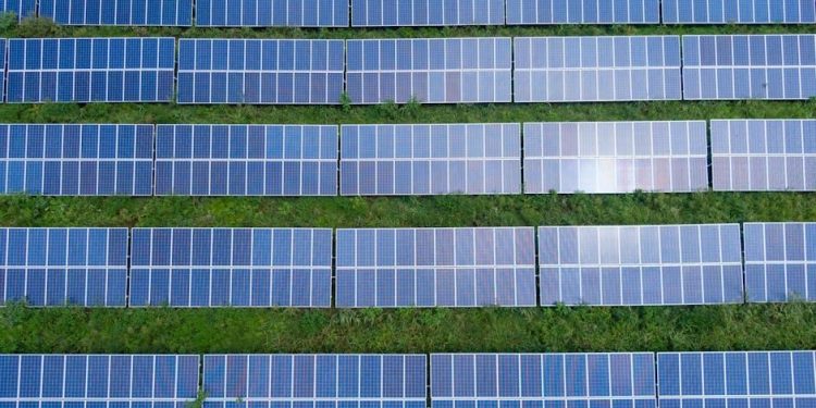 What Happens to Solar Panels During Bad Weather