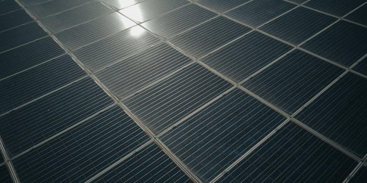 are ground-mounted solar panels better for homeowners