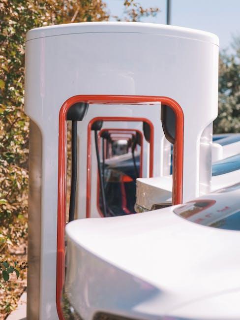 Innovative Energy Models: Lessons from Hybrid Power Systems
